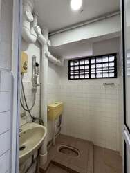 Clementi Avenue 2 Shopping Centre (D5), Retail #595009531